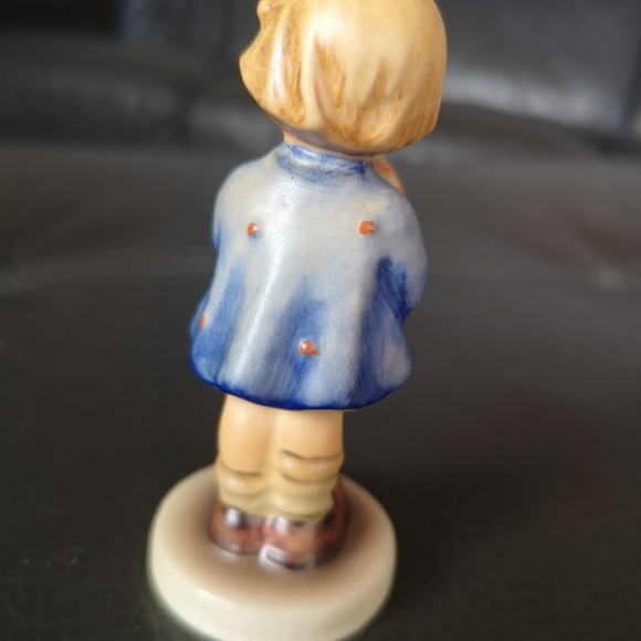 Hummel Goebel Figurine 1967 #239A Girl with Nosegay Flowers, Signed, Numbered - Picture 2 of 6